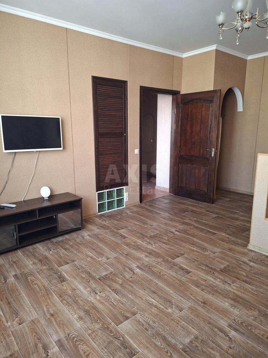 1k apartment vul. Vil'jamsa Akademika 3/71