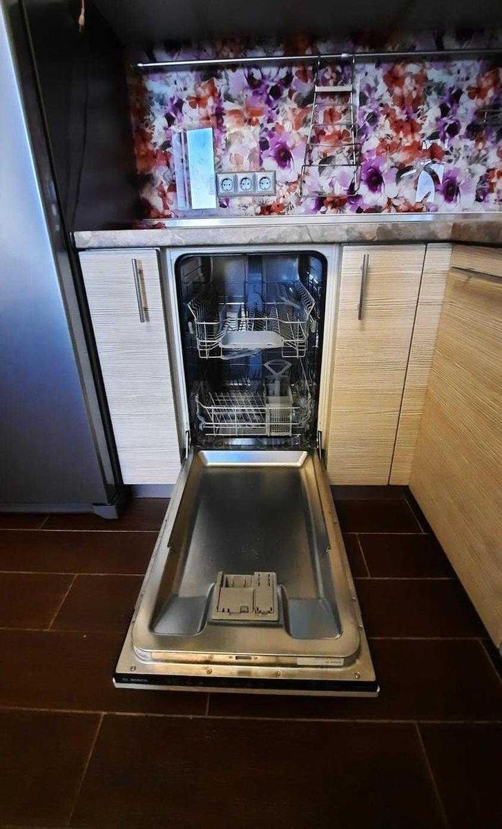 2k apartment vul. Myhajla Maksymovycha 3Г5