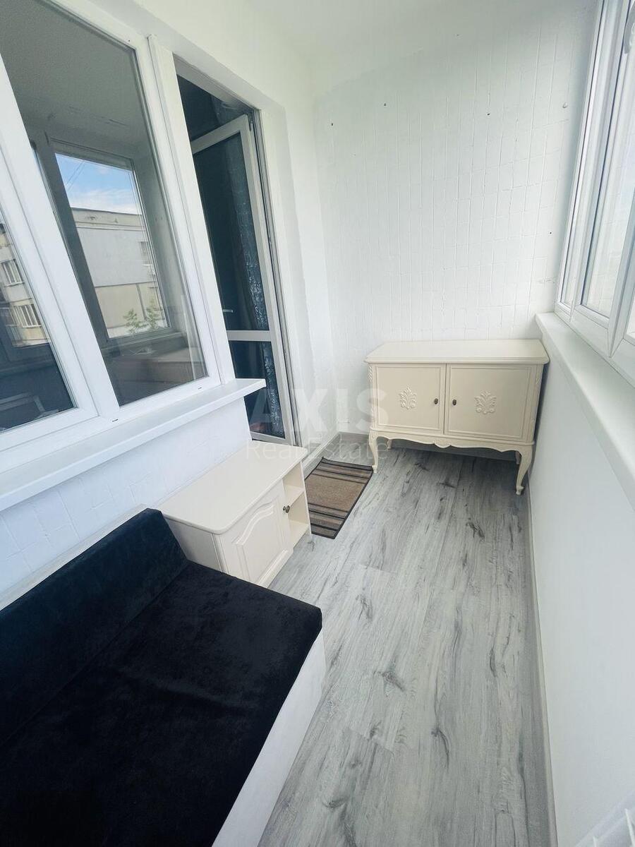 2k apartment vul. Bojchenka Oleksandra 166