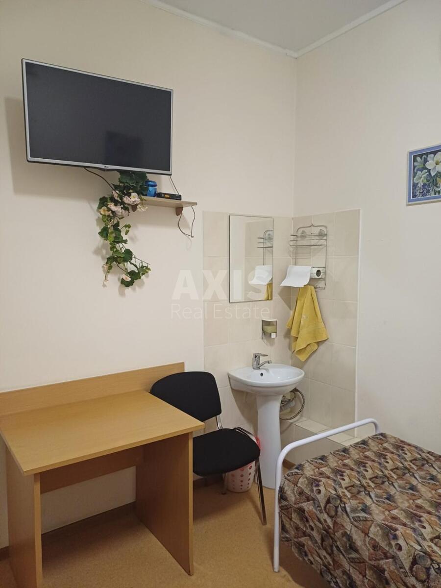 Service object vul. Vyshgorods'ka 21З, 400m29