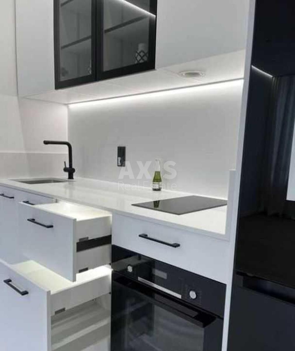 1k apartment vul. Saljutna 2Б1