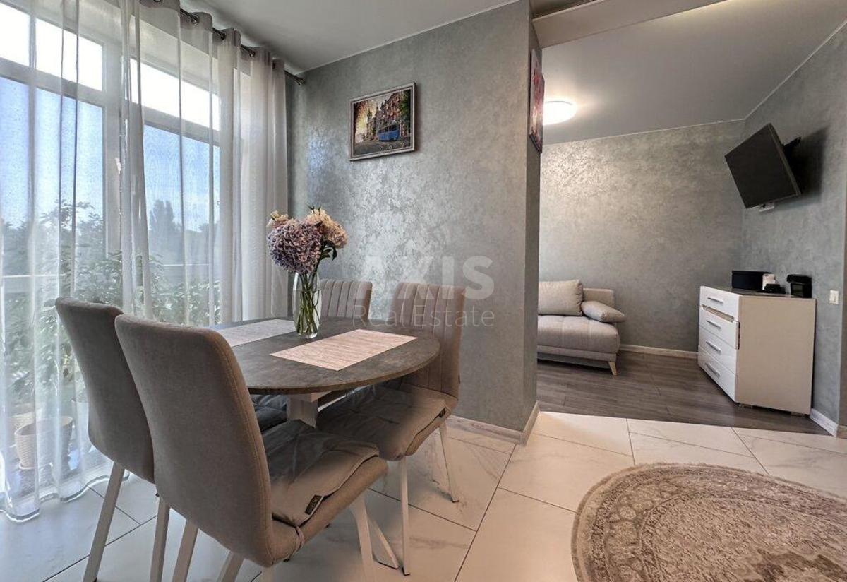 1k apartment vul. Zaliznychna 321