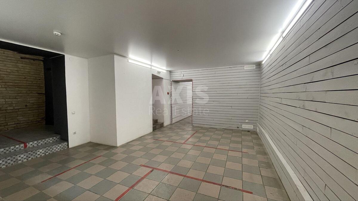 Trade object vul. Velyka Vasyl'kivs'ka 33, 62m28