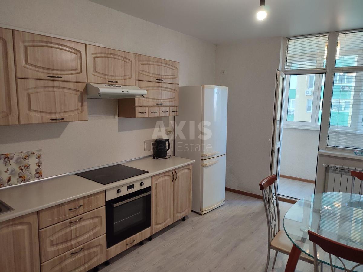 2к квартира бул. Дарницкий 10