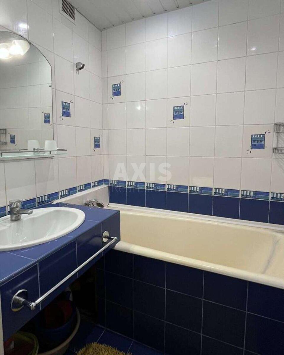 3k apartment vul. Grygorovycha-Bars'kogo 714