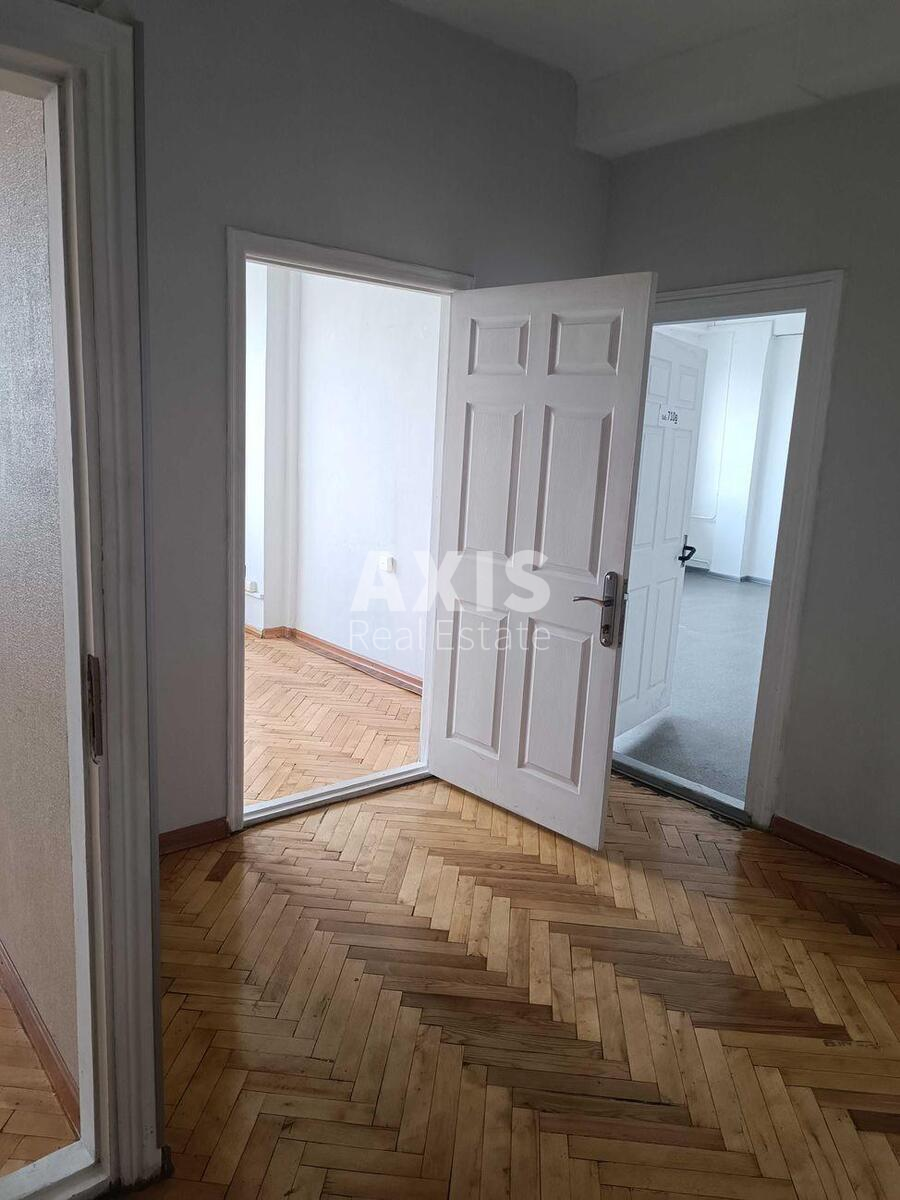 Office vul. Hetmana Pavla Polubotka 52, 70m2524753