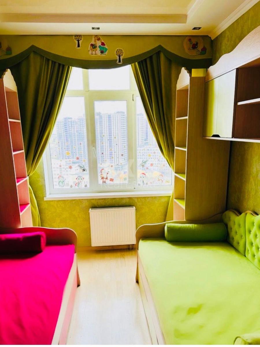 3k apartment pr-t Lobanovs'kogo 4Б7