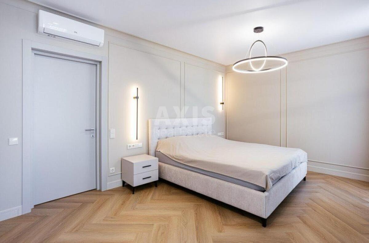 3k apartment vul. Rodyny Kristeriv 201