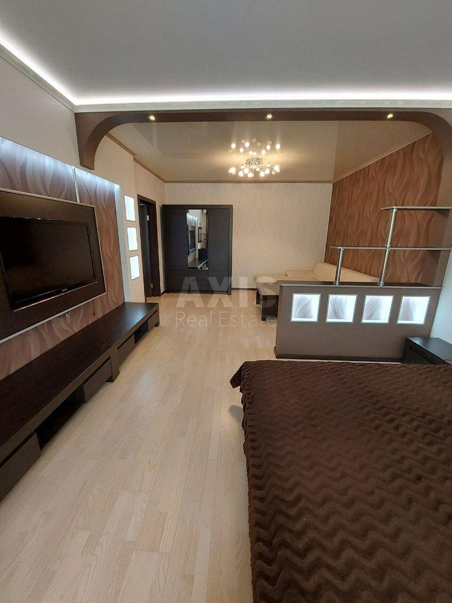 1k apartment vul. Tatars'ka 27/46