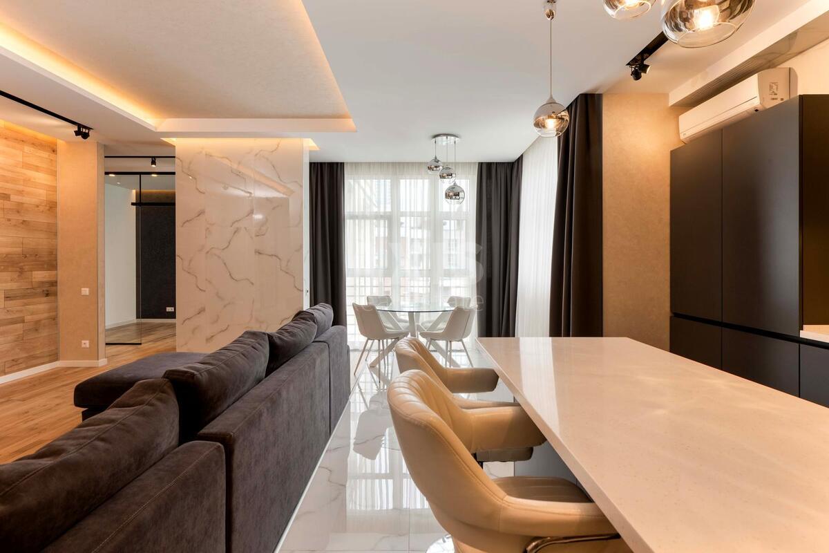 4k apartment vul. Vasylya Tyutyunnyka 52/1614992