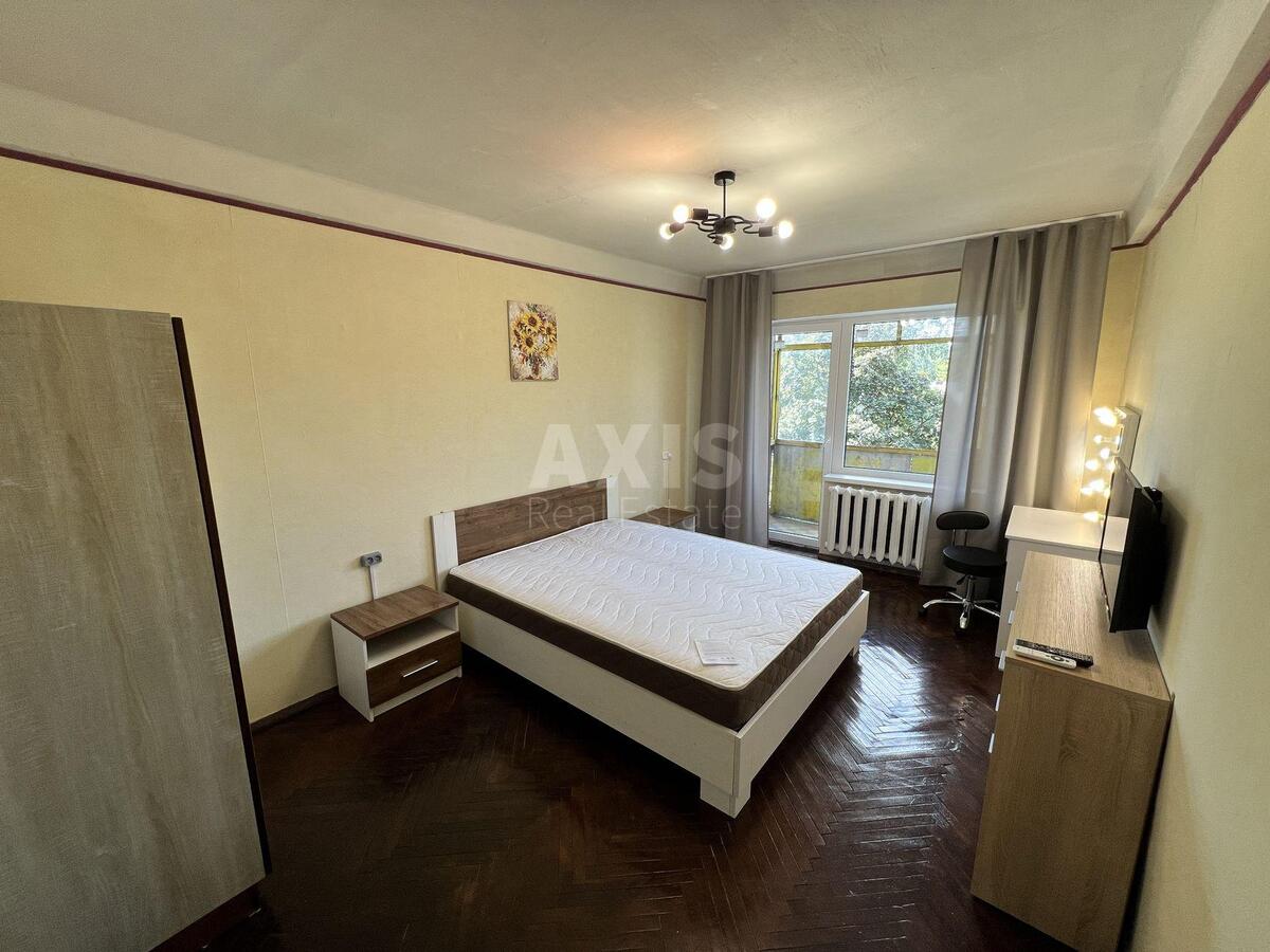 3k apartment vul. Chervonopil's'ka 11/1356445