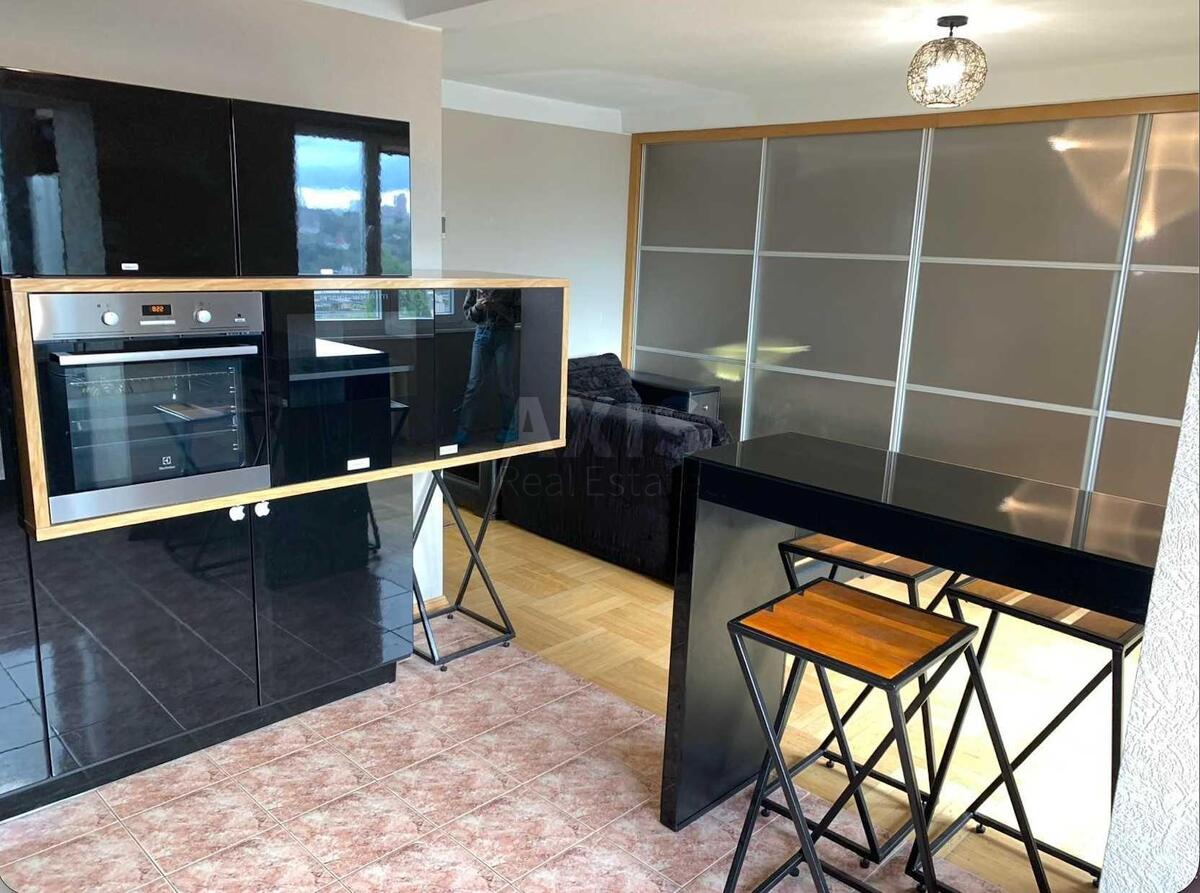 1k apartment vul. Mykil's'ko-Botanichna 6/8609760