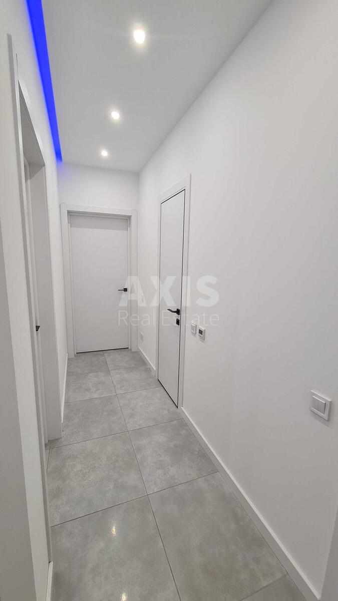 2k apartment vul. Kahovs'ka 604