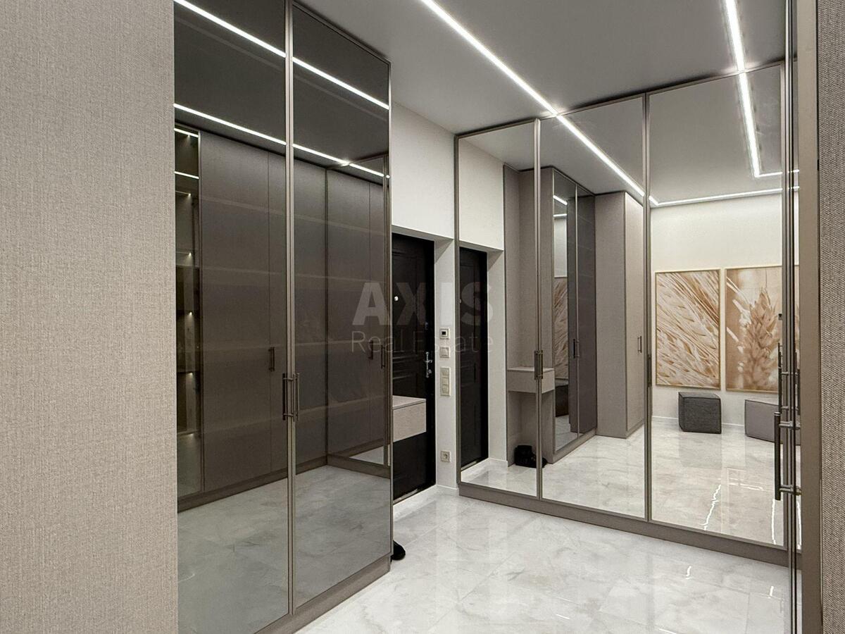 4k apartment vul. Antonovycha 1090
