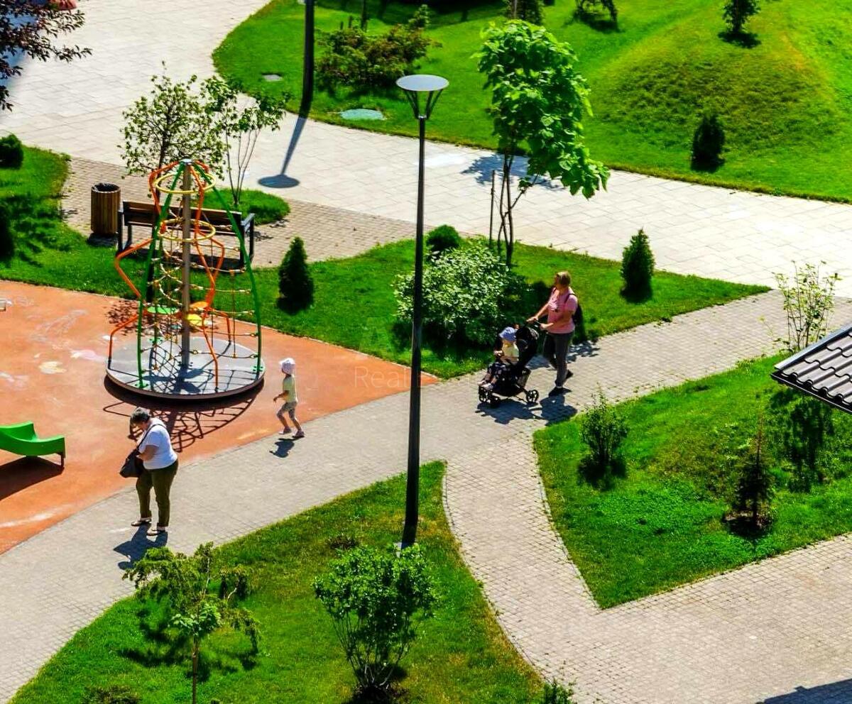 1k apartment vul. L'vivs'ka 156140411