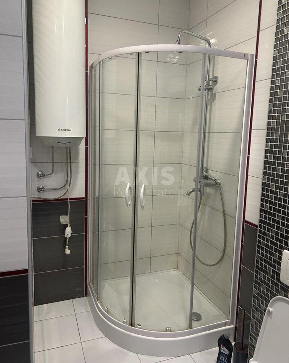 1k apartment vul. Zhyljans'ka 118568869