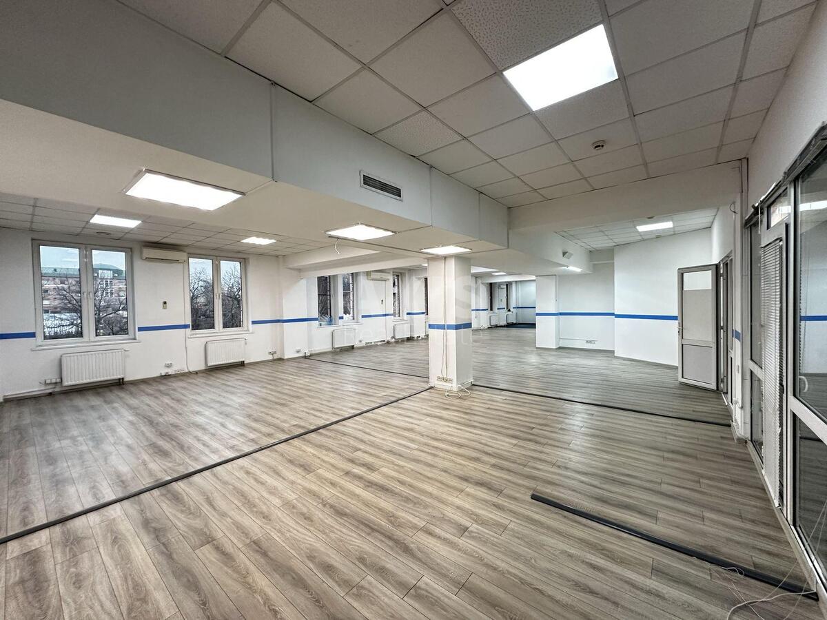 Office prov. Behterevs'kyj 14Е, 600m25