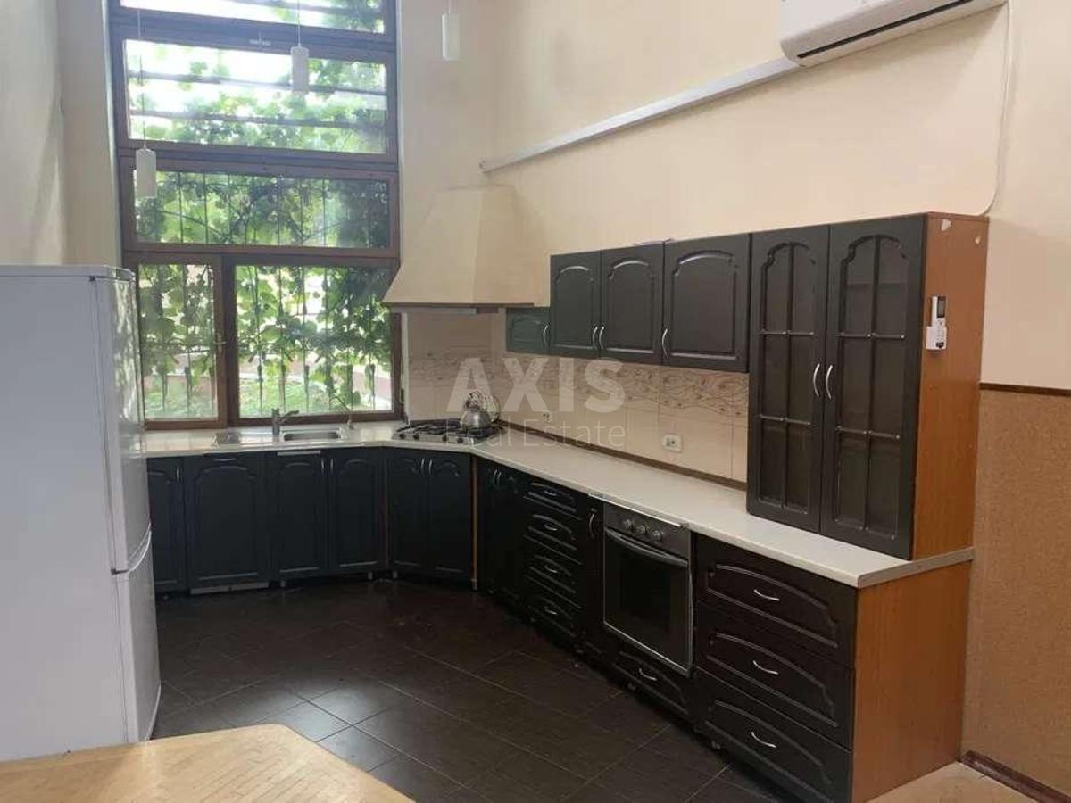 House vul. Dobryj Shljah, 270m2, Kyiv city