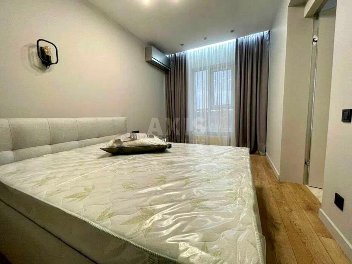 3k apartment vul. Antonovycha 109610037