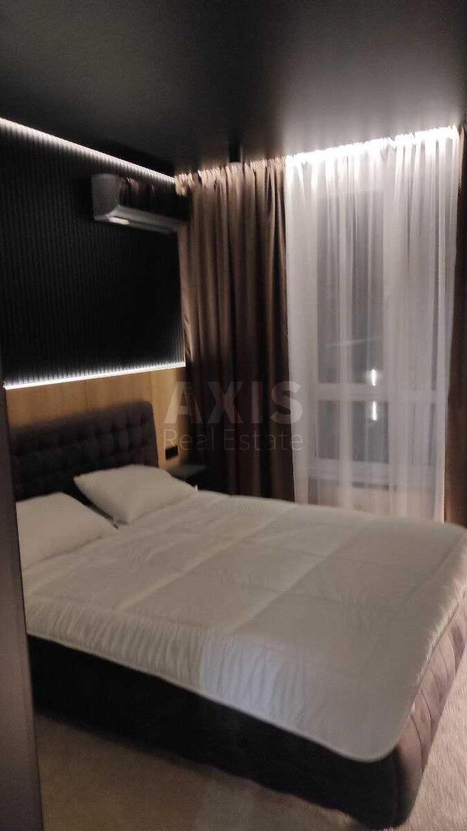 1k apartment vul. Saljutna 2Б567287