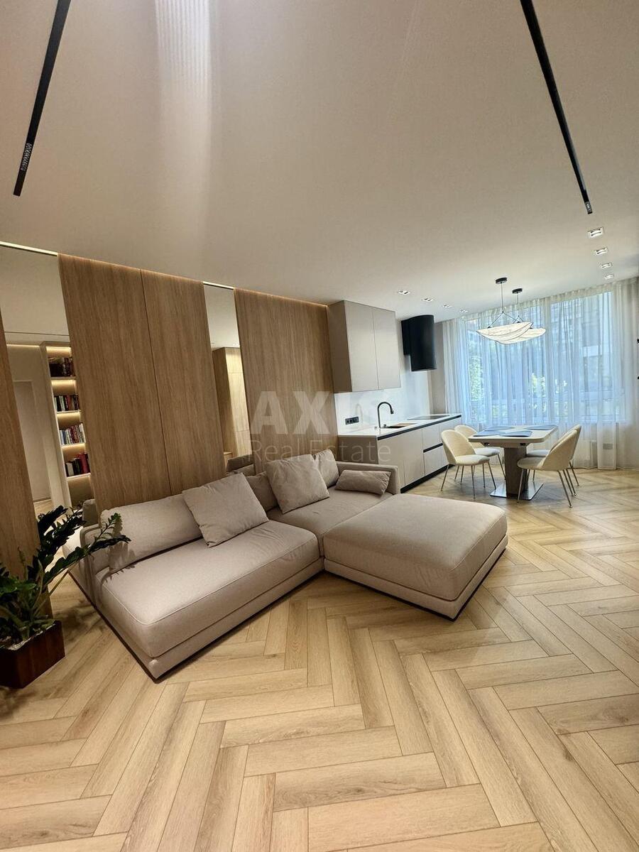 2k apartment vul. Saljutna 2Б0