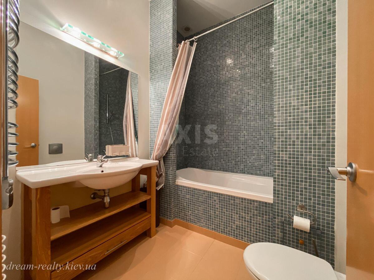4k apartment vul. Jaroslaviv Val 196