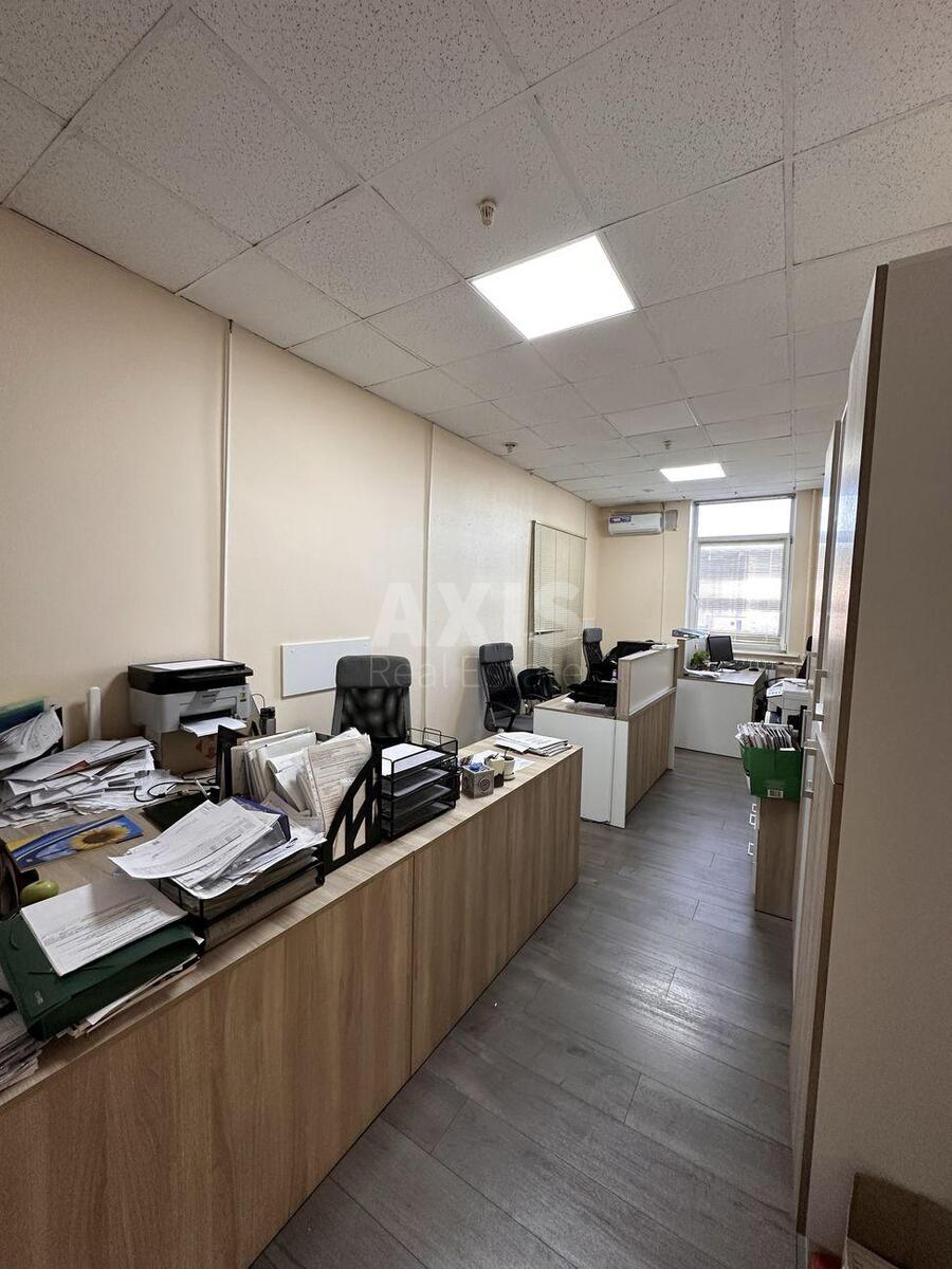 Office vul. Kyrylivs'ka 160, 511m2604062