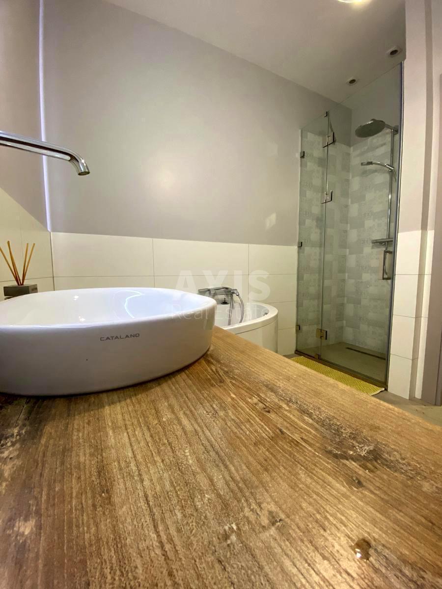 2к квартира ул. Предславинская 576375413