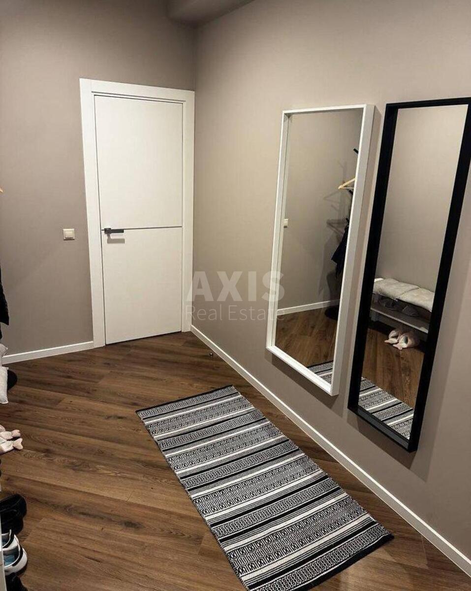3k apartment vul. Glybochyc'ka 32Б8