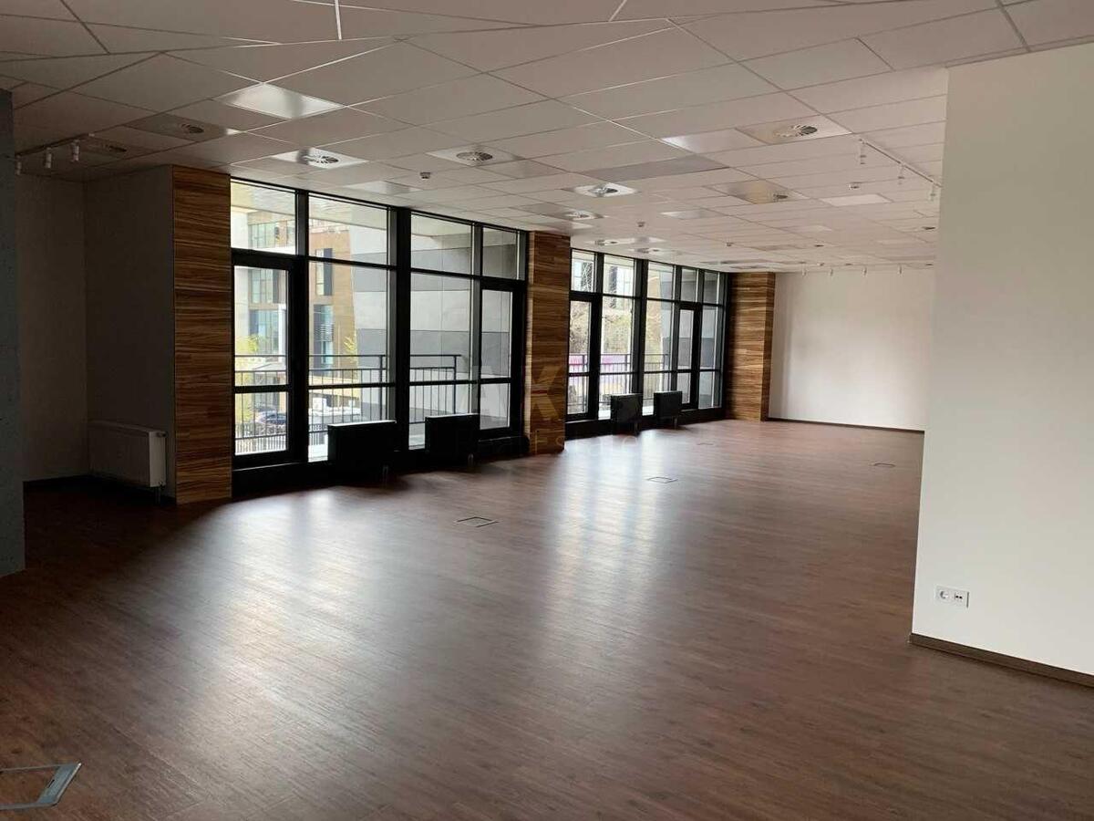 Office prov. Laboratornyj 7, 360m2596492