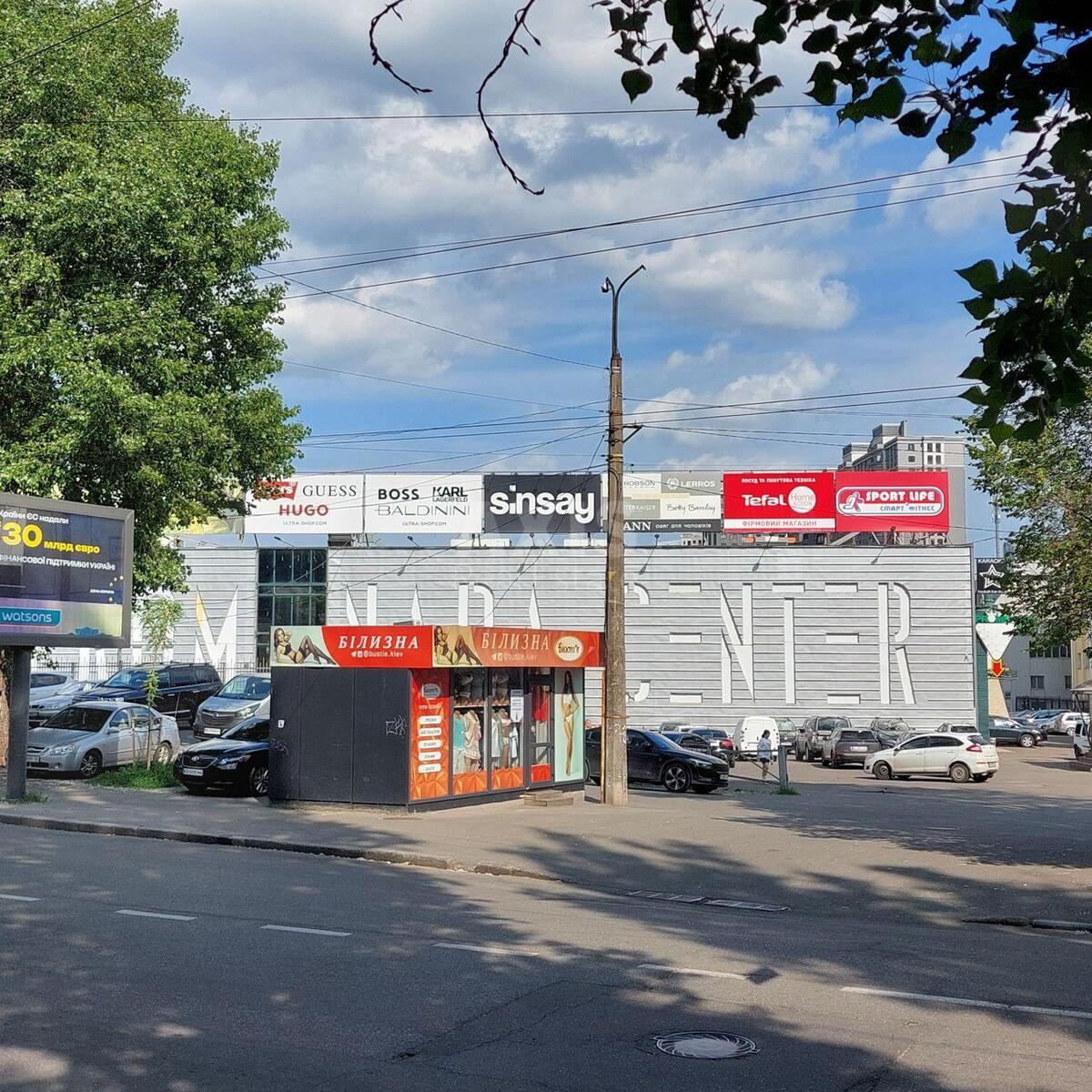 Объект торговли ул. Овручская 17, 25м24