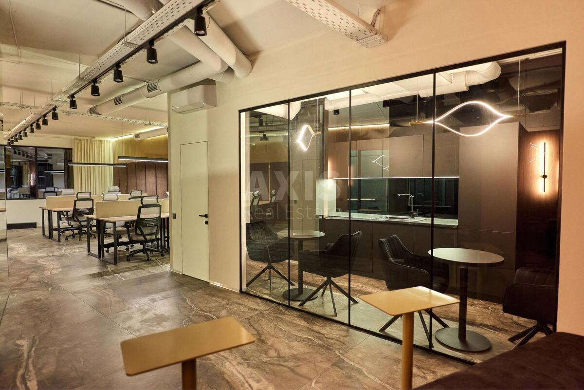 Office vul. Buslivs'ka 12, 150m2641360