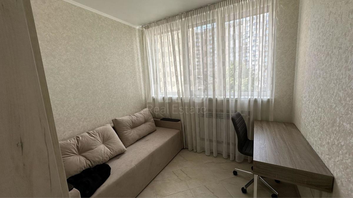 2k apartment vul. Demii'vs'ka 133