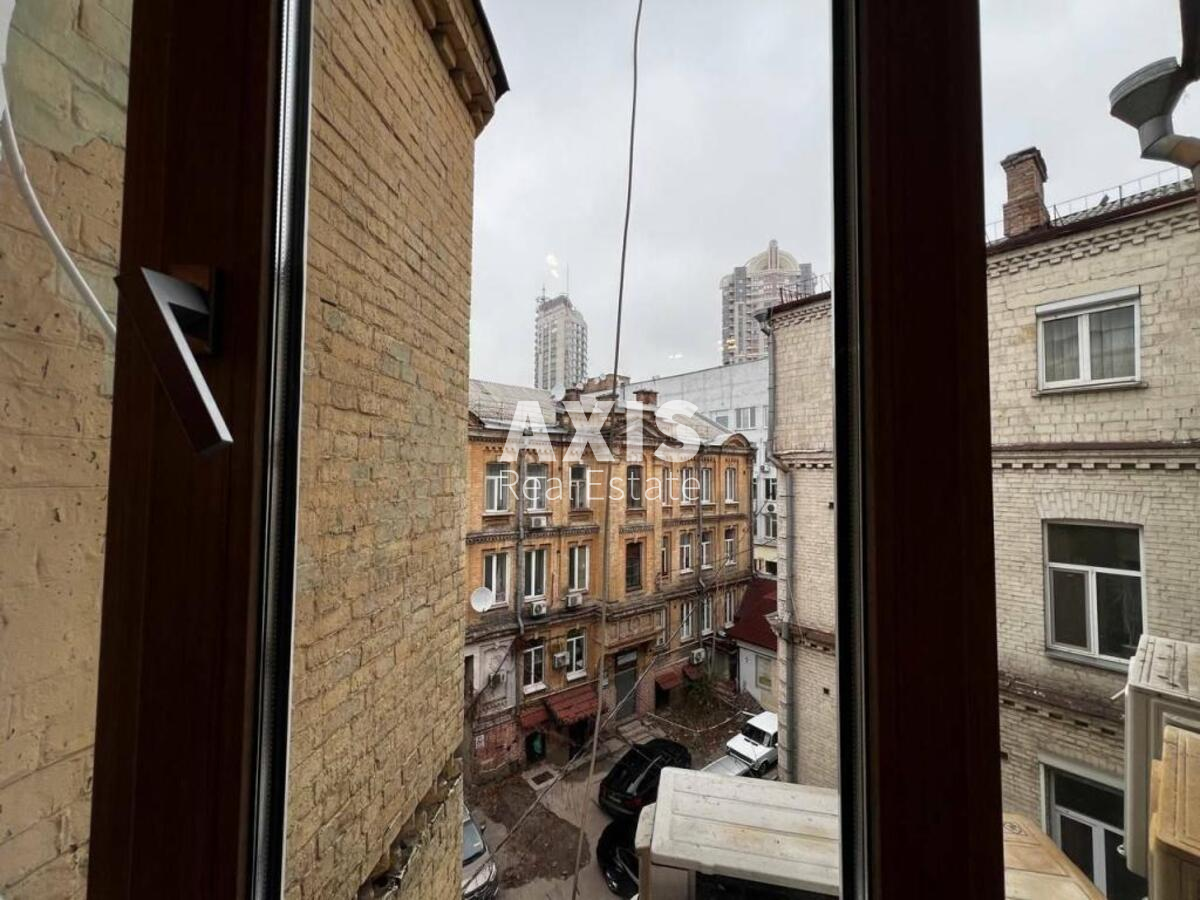 2k apartment vul. Petljury Symona 224