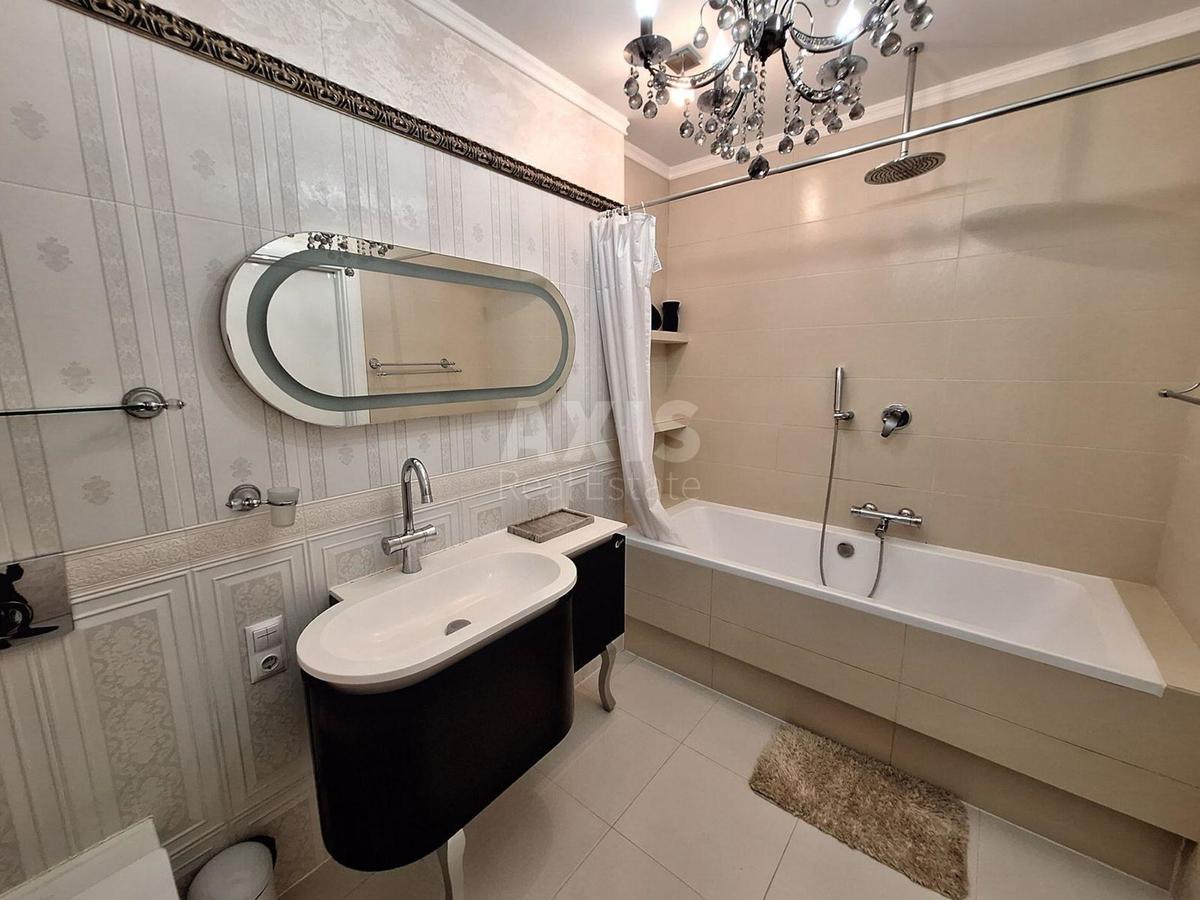 3k apartment vul. Lypkivs'kogo Vasylja Mytropolyta 18В10