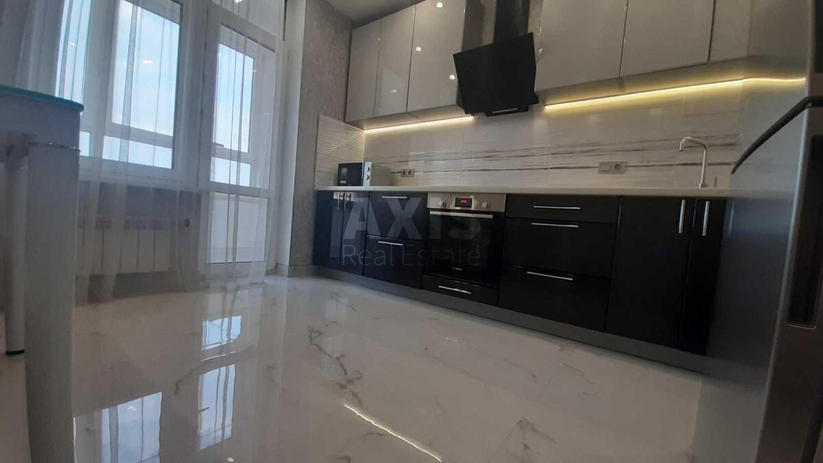 1k apartment vul. Dragomanova 10