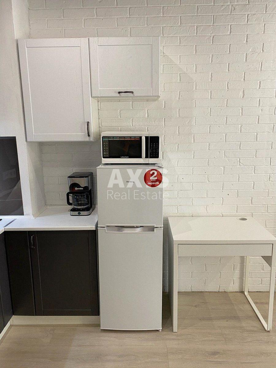 1k apartment vul. Myhajla Maksymovycha 242