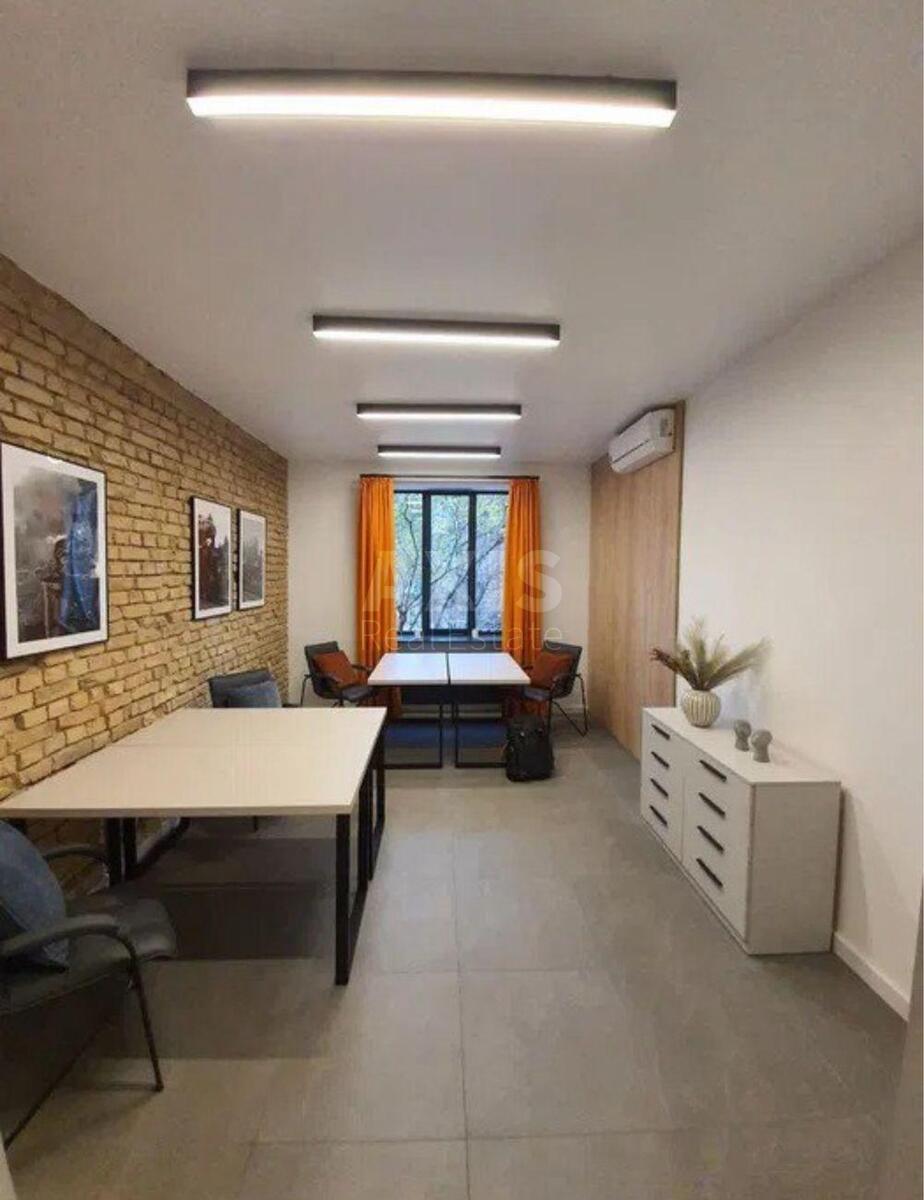 Office prov. Laboratornyj 22, 60m2625553