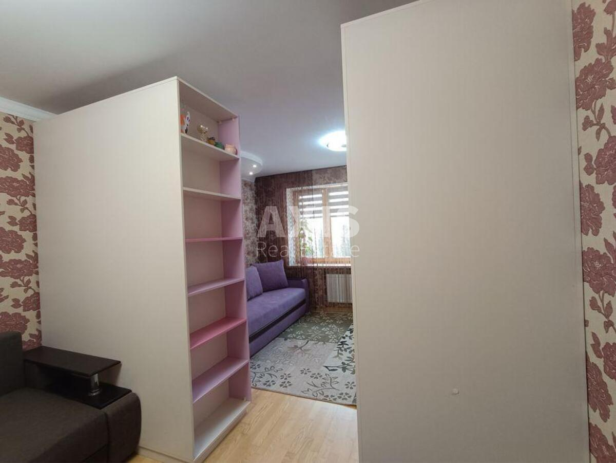 1k apartment vul. Vasyl'chenka 3/248