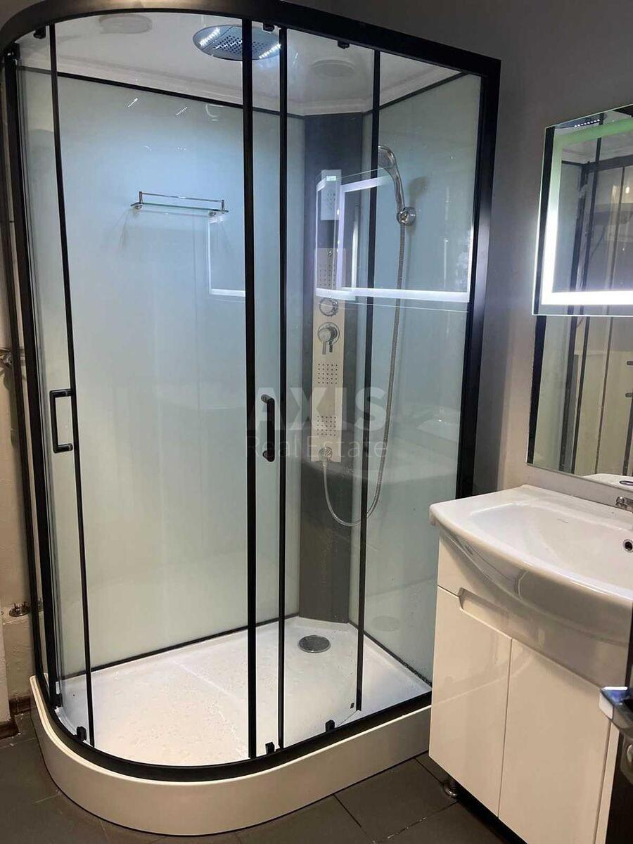 1k apartment vul. Bul'varno-Kudrjavs'ka 2110