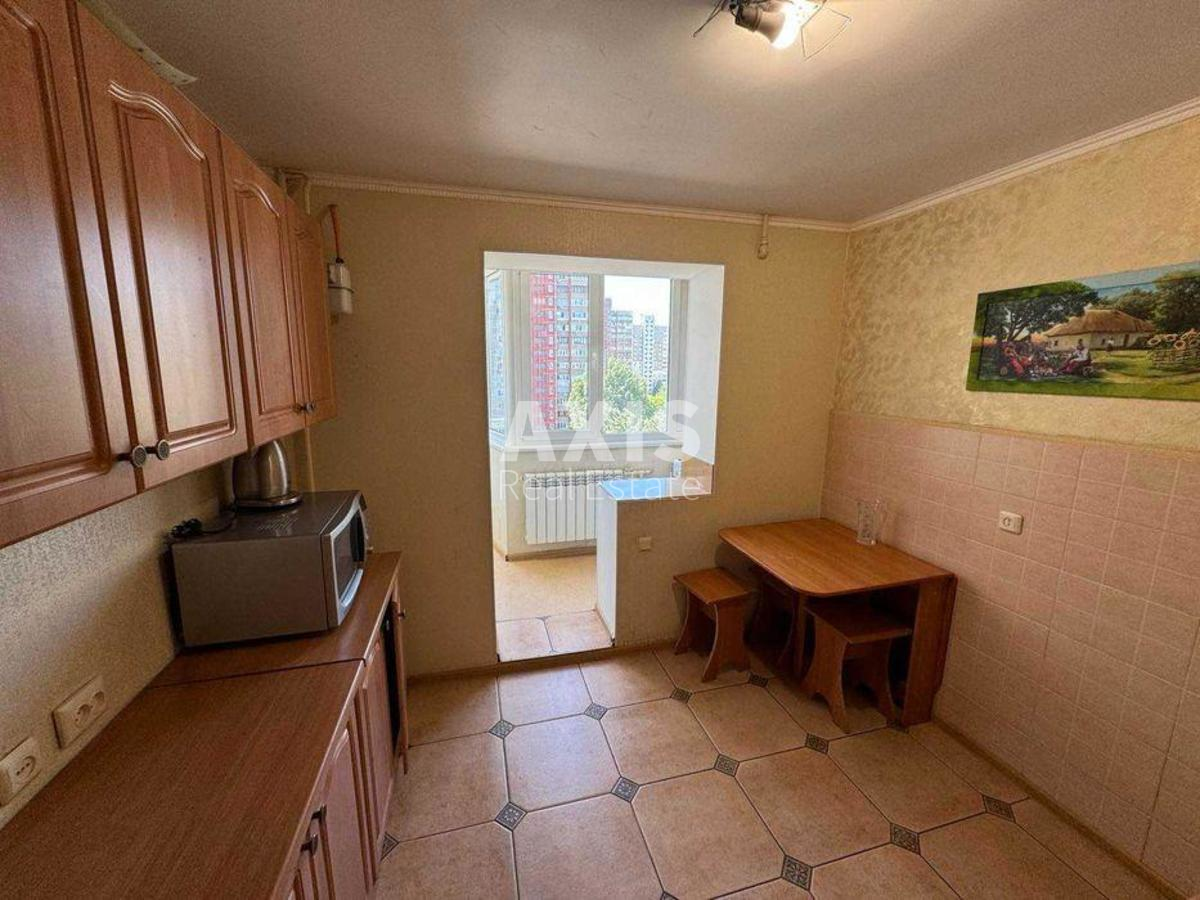 3k apartment vul. Dragomanova 202