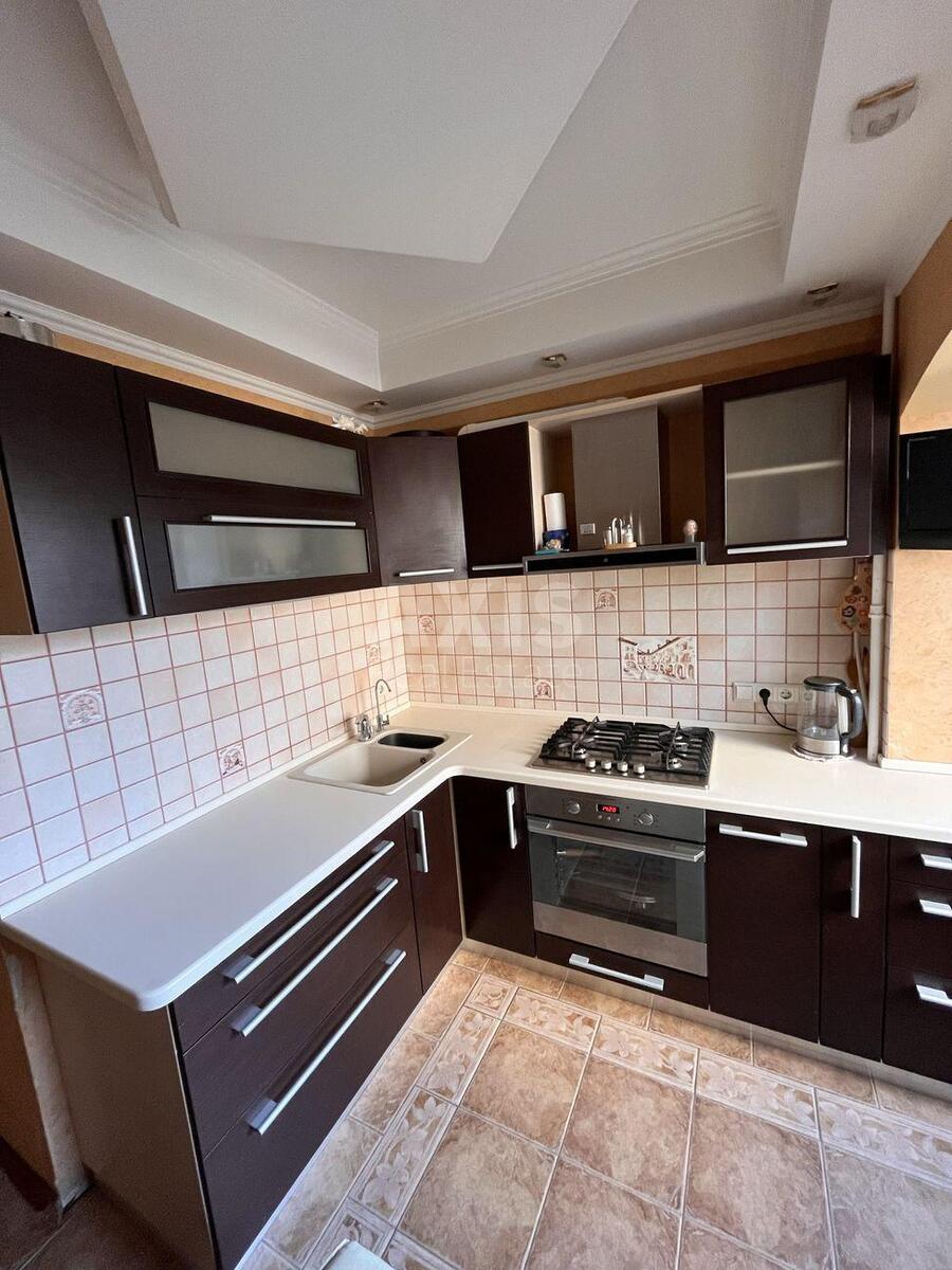 1k apartment vul. Baggovutivs'ka 1В
