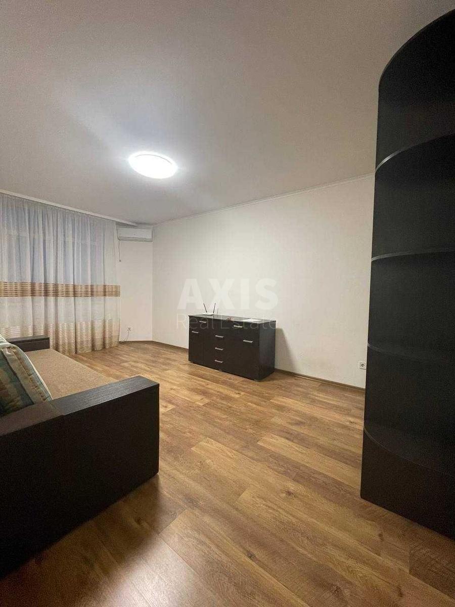 1k apartment vul. Oleny Pchilky 34