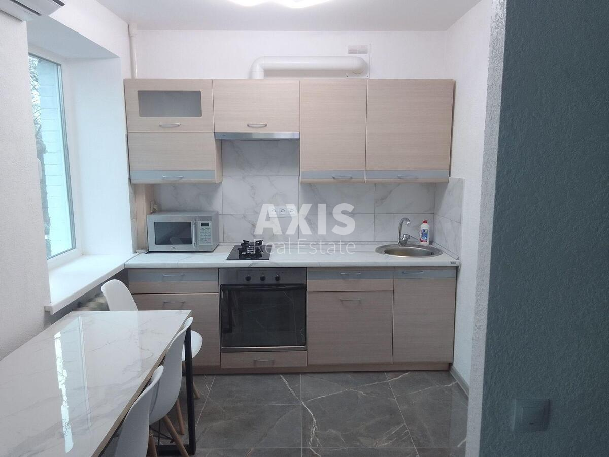 1к квартира ул. Карела Чапека 1763154