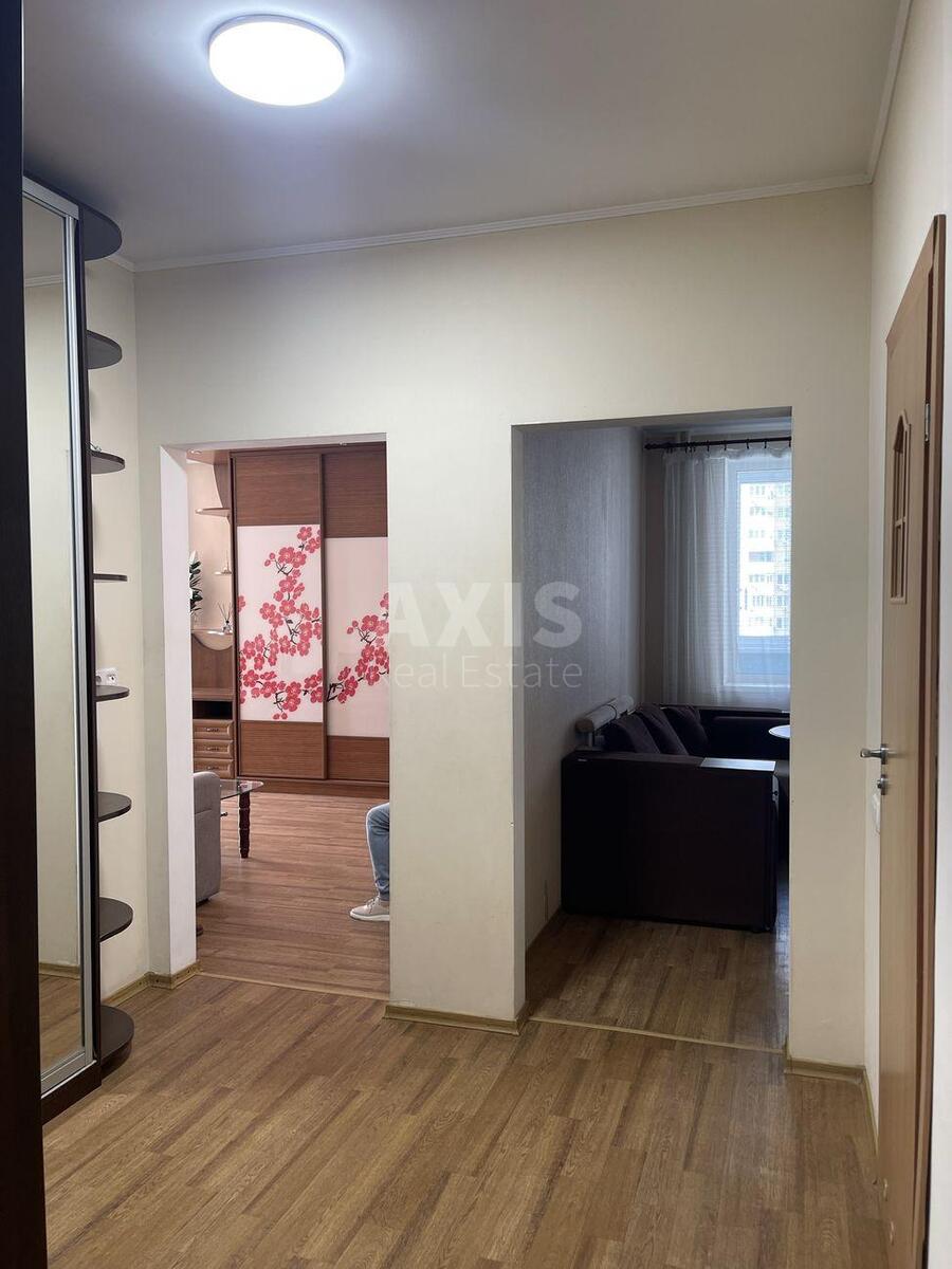 1k apartment vul. Dragomanova 6А4