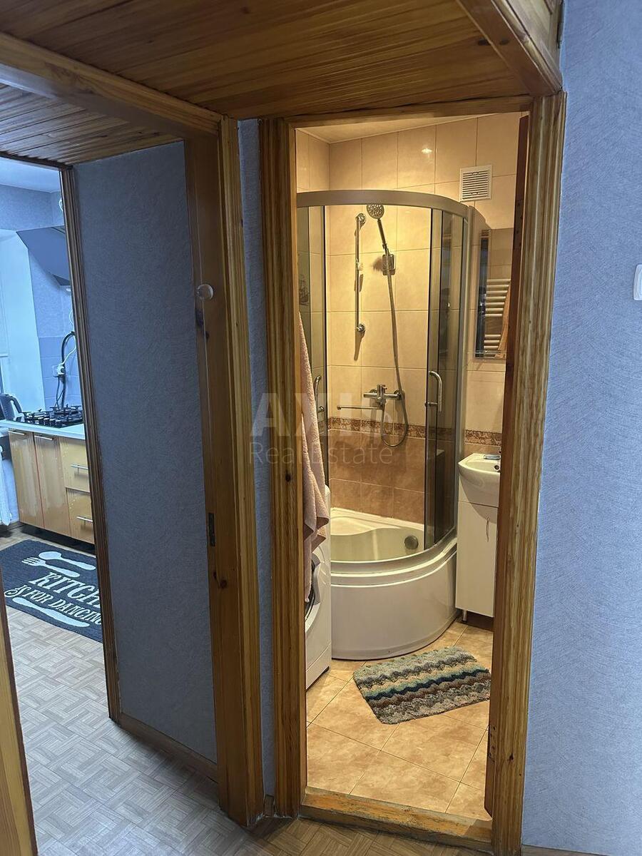 1k apartment pr-t Leonida Kadenyuka 9639715