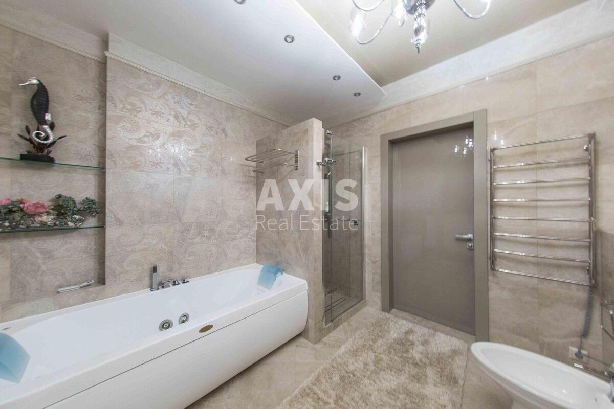 3k apartment vul. Barbjusa Anri 37/110