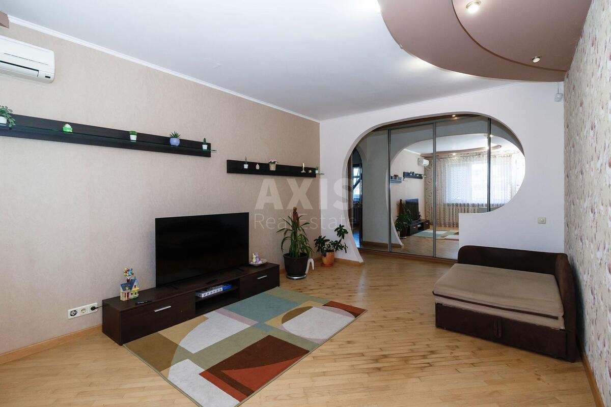 3k apartment vul. Lunachars'kogo 1/2600790