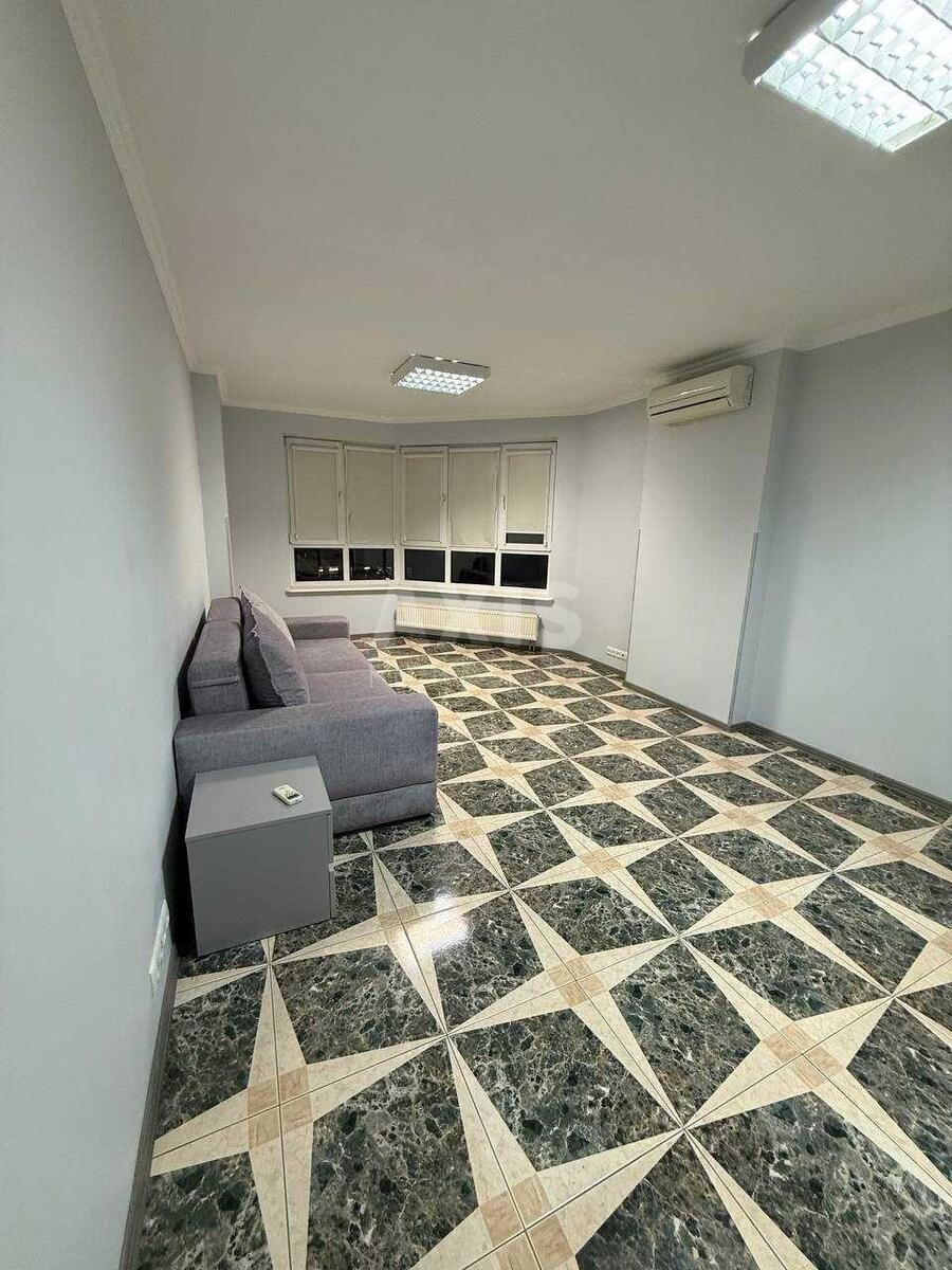 Office vul. Myshugy Oleksandra 2, 130m2601643