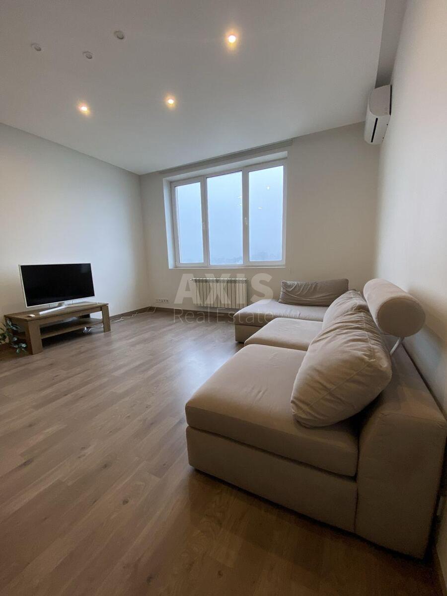 3k apartment vul. Demii'vs'ka 132